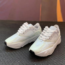 Load image into Gallery viewer, Dropshipping one pair sneaker keychain AJ 1 offwhite Chicago UNC NRG 3D Mini Sneaker shoe keychain