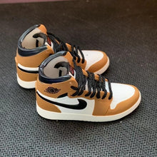 Load image into Gallery viewer, Dropshipping one pair  sneaker keychain AJ  1 offwhite Chicago UNC NRG 3D Mini Sneaker shoe keychain
